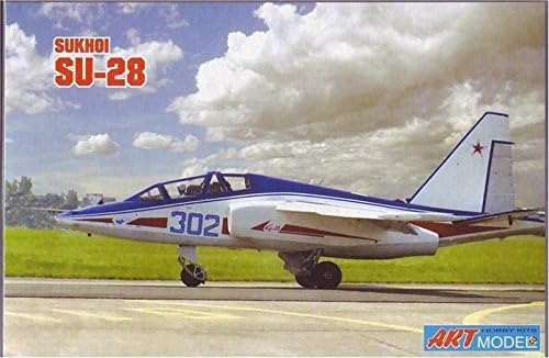 Художествена Модел Пластмасов Модел на Строителния Самолет Самолет SUKHOI SU-28 Trainer 1/72 7211